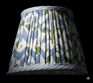 Iluminación Decorativa para el Hogar, Pantalla de Lámpara Plisada con Estampado a Mano, Azul Costero Floral, Mediana, 4 Pulgadas de Alto x 6 Pulgadas de Ancho x 5 Pulgadas de Profundidad - Product Image 5