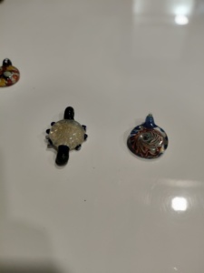 Magnifiques pendentifs ronds en forme de fleur Millefiori, ornés de strass multicolores en cristal, au design chic - Product Image 3