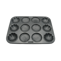 Moule à muffins en acier au carbone 12 tasses avec coquillage antiadhésif et moule à fleurs Bonne performance de dégagement Plats et casseroles de cuisson