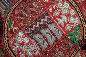 ปลอกหมอนอิงรองนั่งสไตล์โบฮีเมียนปักลายตกแต่งแบบโบฮีเมียน - Product Image 6