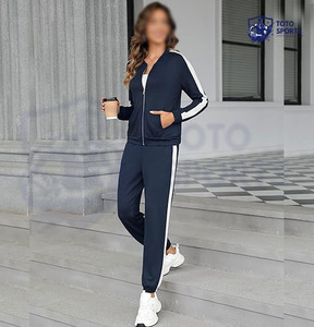 Conjunto Deportivo de Dos Piezas para Mujer, de Alta Calidad, Ligero, con Logotipo Personalizado, en Poliéster y Spandex, para Gimnasio y Entrenamiento - Product Image 6