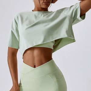Top Corto Verde Claro para Mujer, Manga Corta, Cuello Redondo, Corte Regular, Transpirable, Antiarrugas, Secado Rápido, Algodón y Elastano, Estampado, Casual - Product Image 5