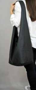 Eco-friendly Handmade Genuine Leather Zipper Closure Leather <b>Bag</b> Hobo High Quality Customizable Colors Logo Leather Hobo <b>Bags</b> - Product Image 6