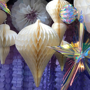 High Quality <b>Large</b> Paper Honeycomb Baubles for Christmas Party Decorations Quality Christmas Party Supplies - Product Image 3