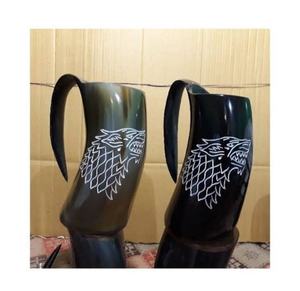Mug en corne de buffle Viking artisanal et durable avec gravure de loup, tasse à boire médiévale en corne avec poignée pour la décoration de la maison - Product Image 5