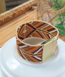 Bracelet perlé personnalisable avec étiquettes, finition lisse, prix usine de gros - Product Image 3
