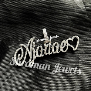 จี้รูปหัวใจแบบอักษรคิวเรฟพร้อมตัวอักษรแบบกำหนดเอง ชุบทองคำสีกุหลาบ เงินแท้ 925 ประดับเพชรโมอิสซาไนต์ สไตล์ฮิปฮอป เหมาะสำหรับงานพรอม ของขวัญ - Product Image 2