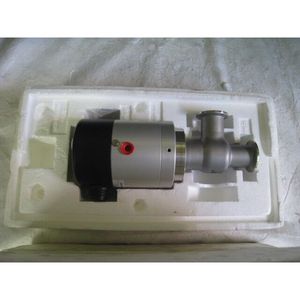 Lot de 2 isolateurs sous vide à angle droit VAT KF 40 - Équipements et pièces semi-conductrices de renommée mondiale à la fois fiables et durables - Product Image 5