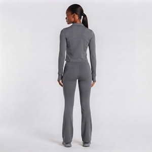 Ensemble de yoga 3 pièces pour femme : veste ajustée à col rabattu, soutien-gorge de sport et leggings évasés – Tenue de sport complète 3 pièces - Product Image 3