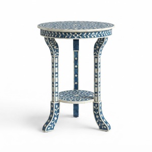 Mesa de centro redonda artesanal con incrustaciones de hueso morado y tablero de ajedrez, con base de pedestal estriado de tres pilares para uso en sala de estar - Product Image 2