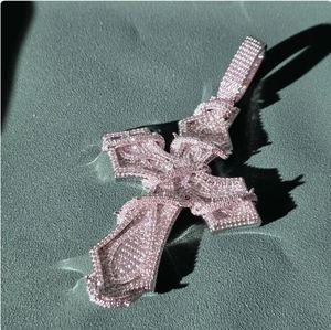 Colgante de cruz de moissanita de alta calidad, joyería de moda hip hop para hombres y mujeres, ideal para fiestas y celebraciones. - Product Image 4