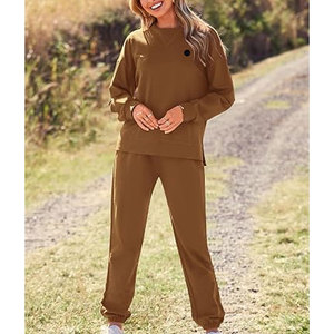 Ensemble de survêtement confortable pour femmes, vêtements décontractés légers, parfaits pour les voyages, le quotidien et les aventures du week-end - Product Image 4