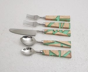Ensemble de couverts en acier inoxydable avec manche en résine et bois, finition miroir, fourchette, cuillère et couteau, idéal pour mariage et dîner, directement de l'usine - Product Image 1