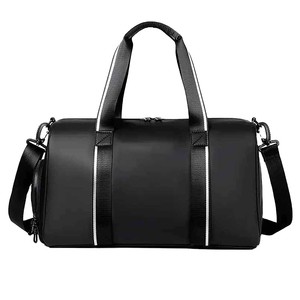 Bolsa Deportiva Impermeable para Gimnasio, Fútbol y Baloncesto, Fabricada en Pakistán, Venta al Por Mayor Directo de Fábrica - Product Image 2