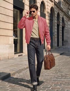 Chaqueta bomber rosa para hombre, acolchada con forro naranja, cuello alto, cierre de cremallera, ropa exterior informal. - Product Image 3