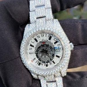 Splendide montre de luxe pour homme à quartz ETA, boîtier en argent et moissanite, cadran analogique 28 mm en cristal saphir, accents en moissanite - Product Image 5