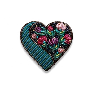 Broche de Parche de Corazón de Girasol al por Mayor, Insignia Bordada a Mano con Alambre de Cobre, Alta Calidad, Tamaño Personalizable, Servicio OEM - Product Image 5