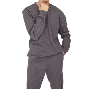 เสื้อกันหนาวคอกลมสำหรับผู้ชายผลิตจาก400gsm ผลิตจากปากีสถาน - Product Image 2