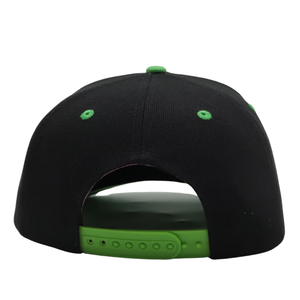 Gorra Snapback AKA con Letras Negras, Visera Verde, Bordada, Ajustable, de Algodón, Estilo Casual y Urbano - Product Image 3