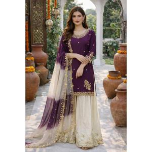 ชุดเสื้อท่อนบน 3 ชิ้น พร้อมผ้าคลุมไหล่ ดีไซน์หรูหรา ตกแต่งด้วยงานปักสวยงาม สำหรับผู้หญิง สวมใส่ในงานพิธีแบบดั้งเดิม - Product Image 1