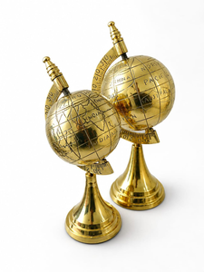 Ensemble de décoration globe terrestre vintage en laiton avec sphères cartographiques et anneau méridien, de luxe, pour bureau, salle d'étude, table. - Product Image 3