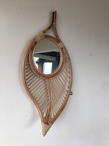 Leaf Shape <b>Mirror</b> For Resort Lobby Entrance And Reception Area Decoration And Artistic Ambience Creation From India - Product Image 4