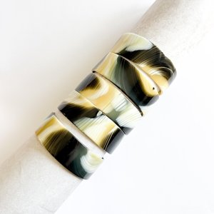 Bracelet manchette de luxe artisanal en corne de vache, motif animal, imitation perle, bijoux chrétiens modernes pour femme, cadeau MN EXPORTS - Product Image 5