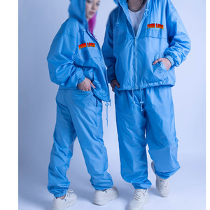 Ensemble de survêtement personnalisé en nylon coupe-vent avec broderie de logo, patchwork, pantalon de jogging zippé et sweat à capuche - Product Image 4