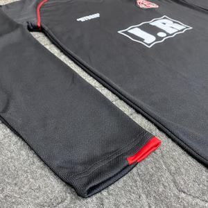 Camiseta de Fútbol de Manga Larga Negra y Roja con Nombre del Equipo Hurricane Edición Tormenta, Ropa Deportiva Premium Transpirable 100% Poliéster - Product Image 2