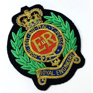 Badges brodés à la main en tissu doux, nouveau style, de qualité supérieure, couleur unie - Product Image 1