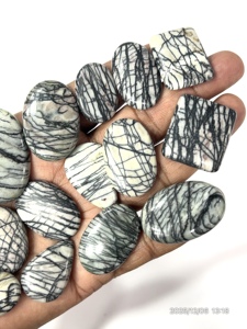 Jaspe toile d'araignée naturel, pierres précieuses brutes, cabochons, formes et tailles variées, environ 20 à 30 mm - Product Image 2