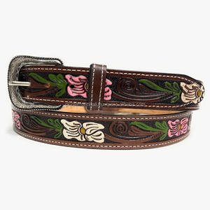 Ceinture en cuir western élégante pour homme, durable, à motifs floraux colorés, sculptée et peinte à la main, pour jeans ou pantalons - Product Image 1