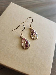 Boucles d'oreilles en résine de qualité supérieure avec bijoux fantaisie pour un usage quotidien, cadeau pour femmes et filles, disponibles à la vente - Product Image 2