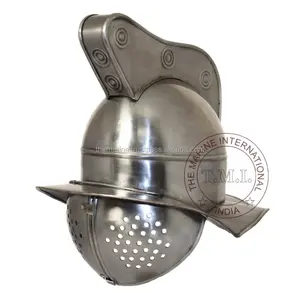 Medieval Roman Gladiator Fighter Helmet Movie Gladiator Armour Halloween Costume For Adults Theater Role-Play Armour Helmet .