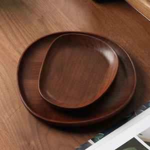 Assiettes en bois de noyer noir, plateaux de service faits à la main pour charcuterie et desserts, décoration de cuisine moderne - Product Image 2