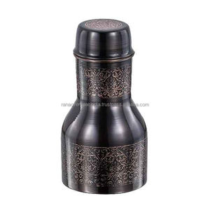 Botella y jarra de cobre Premium de estilo moderno con increíble diseño grabado, Ideal para deportes, yoga y cabecera al precio más bajo - Product Image 4