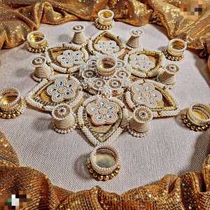 Portavelas Tradicional de Madera con Diseño de Loto, Hecho a Mano, para Diwali, Actividades Religiosas, Navidad, Auténtica y Hermosa Artesanía - Product Image 5