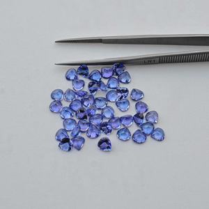 Piedras preciosas sueltas certificadas de corte de corazón facetado de tanzanita Natural de 4mm Compre en línea piedra de tanzanita azul oscuro del mejor proveedor indio - Product Image 2
