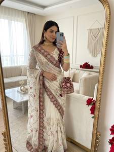 Sari de satén de diseño Fandy con bordado y lentejuelas Lehariya en todo el sari, combinado con blusa de seda completamente cosida. - Product Image 4