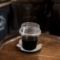 Gobelets en plastique PP jetables écologiques de haute qualité 16/20/24oz à paroi simple avec couvercle de 95mm, logo personnalisé pour boissons, smoothies, boba