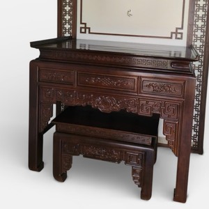 L'autel ancestral moderne est magnifiquement sculpté en bois de mahogany massif pour une utilisation dans le salon. - Product Image 2