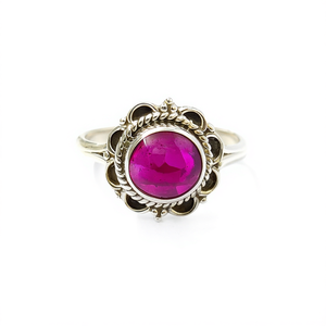 Vintage Style 3.2 Grams Fine <b>Garnet</b> Gemstone <b>Ring</b> with Bezel Setting - Product Image 2