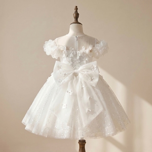 Vestido de Niña para Dama de Honor en Color Marfil Radiante, Hecho a Mano con Apliques Florales 3D de Organza, Vestido de Princesa con Tul Brillante para Bodas - Product Image 3