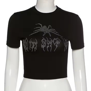 T-shirt court noir à strass motif araignée pour femme, coupe ajustée, col rond, style gothique - Product Image 1