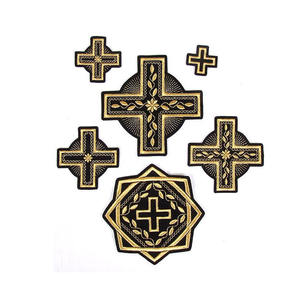 Badge croix d'église brodé en fil d'or, patch religieux pour vêtement, décoration faite à la main, applique à coudre, OEM - Product Image 1