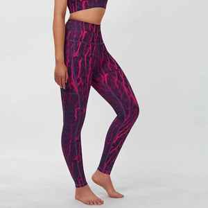 Custom Wholesale Solid <b>Colour</b> Sublimation Printed Womens Yoga <b>Set</b> Tummy Control Leggings And Fitness Bra - Product Image 4