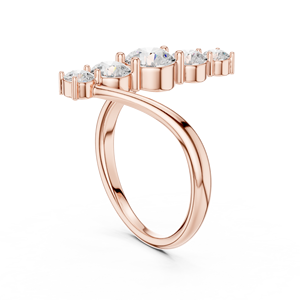 Bague de fiançailles et de mariage incurvée à cinq pierres en diamant de laboratoire or rose |   Bague d'anniversaire de luxe avec diamant rond brillant - Product Image 2