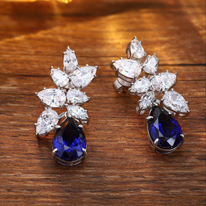 Pendientes de lujo con diamantes azules talla pera, oro blanco y diamantes cultivados en laboratorio para mujer, joyería de boda - Product Image 1