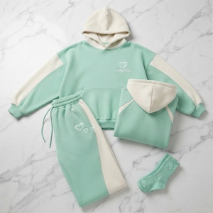 Conjunto Deportivo Informal para Mujer, Sudadera con Capucha Extra Grande de Felpa Verde Menta y Blanca de Secado Rápido, Pantalones Deportivos Anchos - Product Image 1