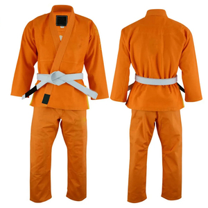 Kimono de karaté blanc professionnel, uniforme d'arts martiaux avec veste, pantalon et ceinture blanche, tenue d'entraînement durable et confortable - Product Image 1